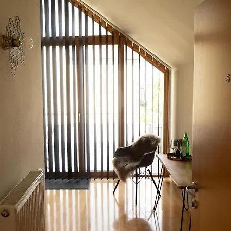 Weingut & Gaestezimmer Zillinger Bed & Breakfast