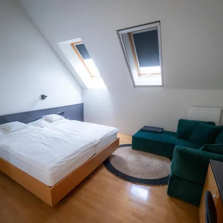 Weingut&gästezimmer Zillinger