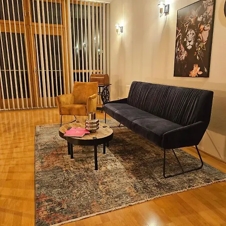 Bed & Breakfast Weingut & Gaestezimmer Zillinger